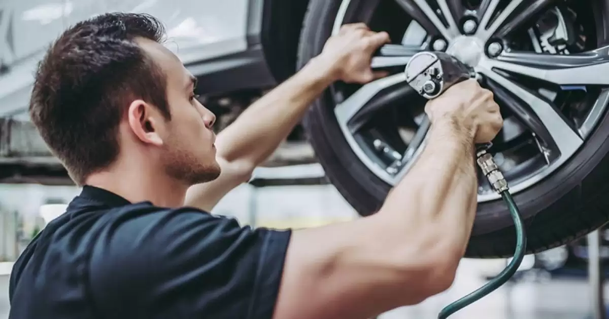 Регулярное Обслуживание Автомобиля: Еженедельное, Ежемесячное и Ежегодное ТО